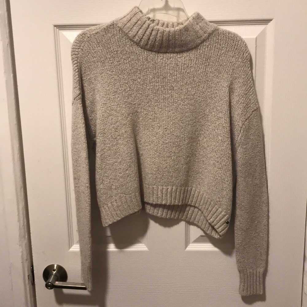 American Eagle Crop Turtleneck Sweater
